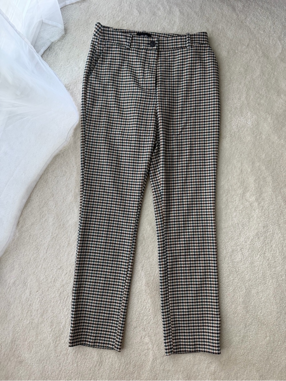 Saint + Sofia Classic Straight-Leg Houndstooth Pants - Black & Cream